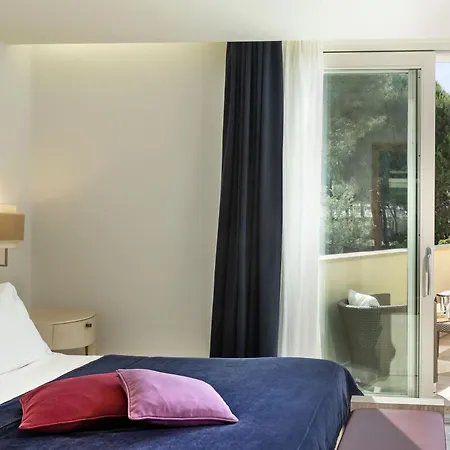 Is Arenas Hotell