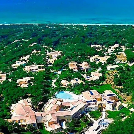 Is Arenas فندق 5*