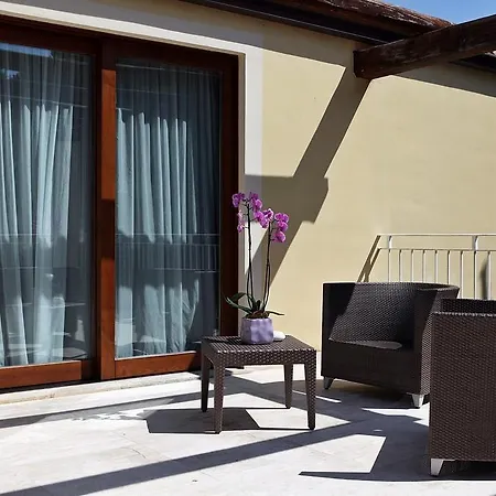 Is Arenas מלון 5*