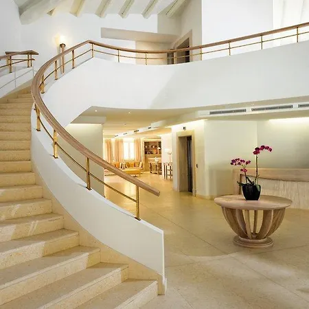 Is Arenas Hotel 5*