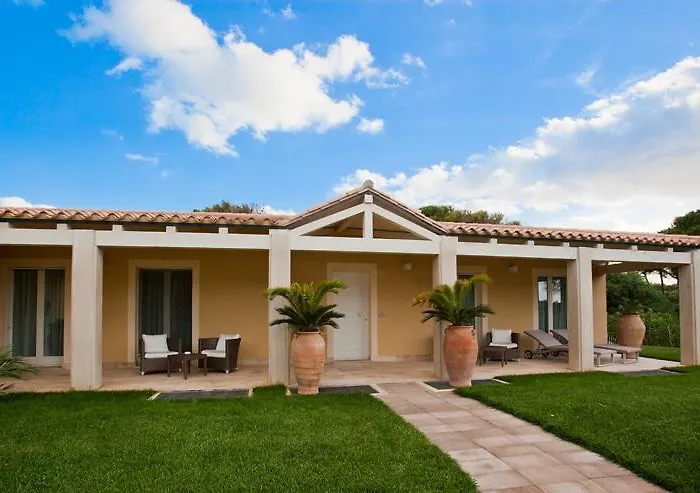 Is Arenas Hotel Narbolia